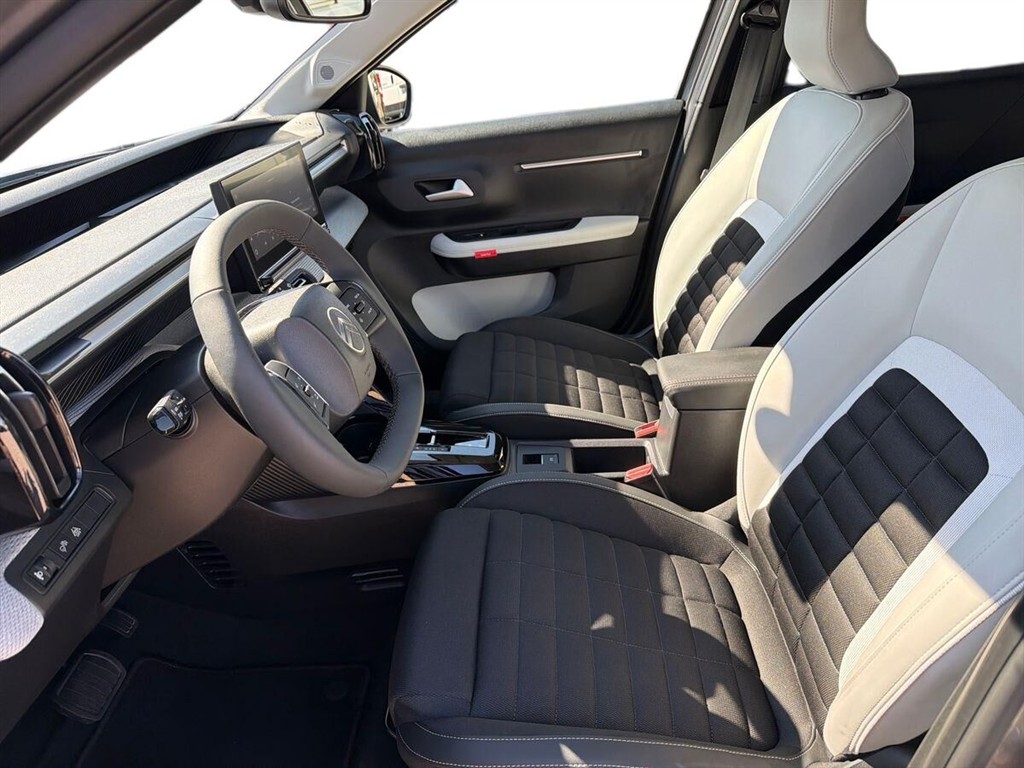 Citroën e-C3 Aircross Extended Range VTR Sport 113HK 5d Aut. - Image 10
