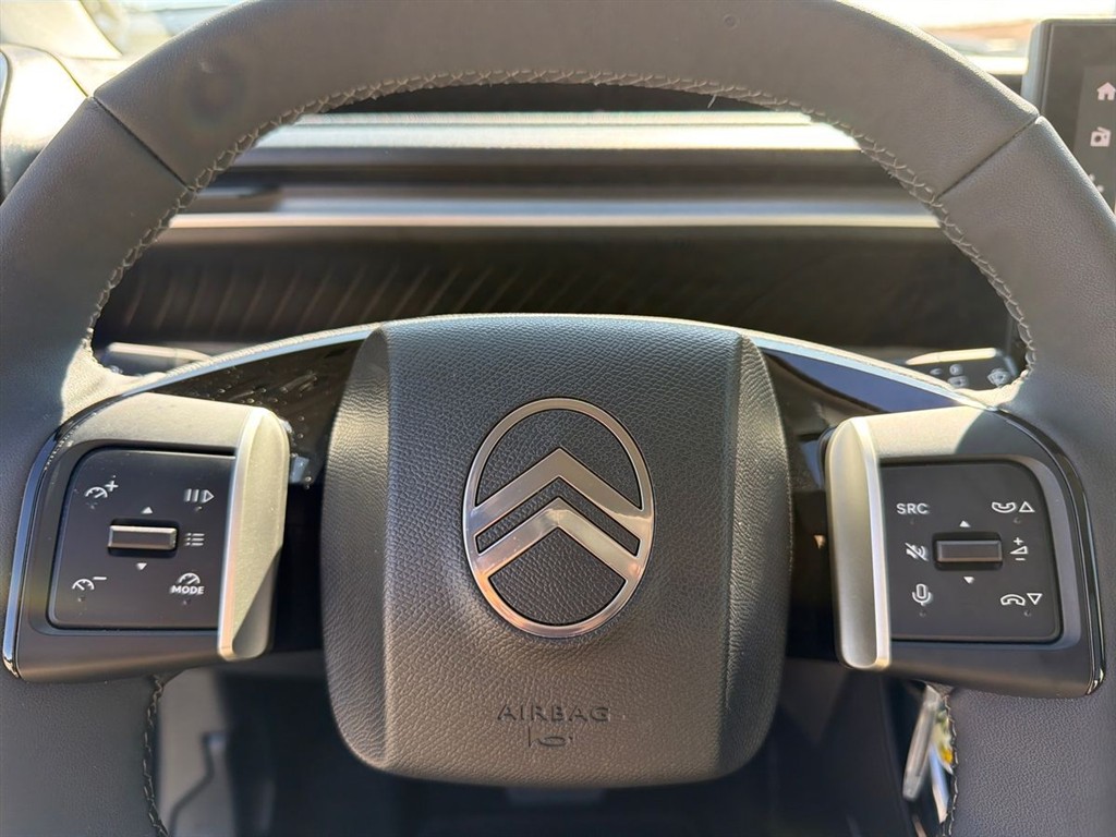 Citroën e-C3 Aircross Extended Range VTR Sport 113HK 5d Aut. - Image 16