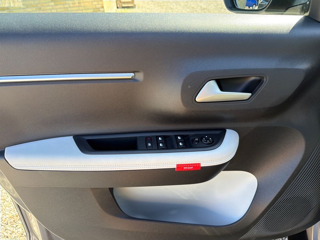 Citroën e-C3 Aircross Extended Range VTR Sport 113HK 5d Aut. - Image 19