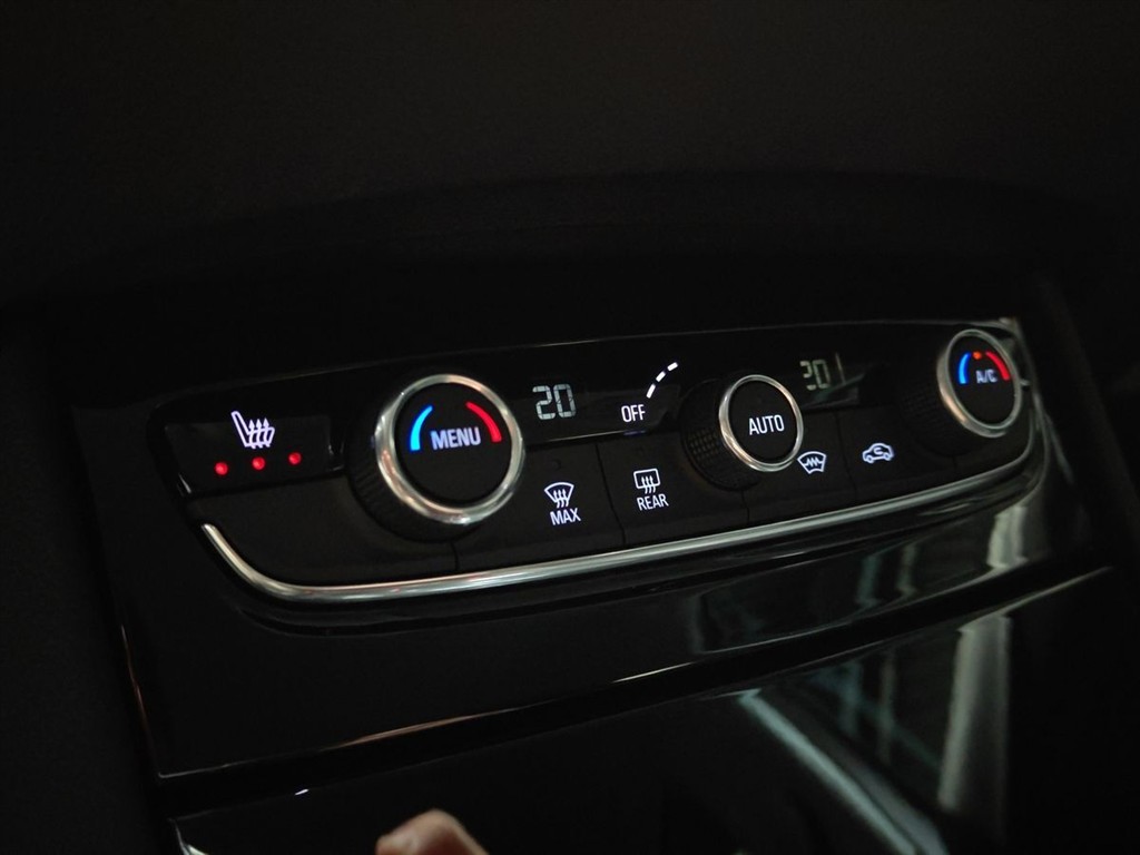 Opel Grandland X 1,6 PHEV Plugin-hybrid Ultimate 225HK 5d 8g Aut. - Image 15
