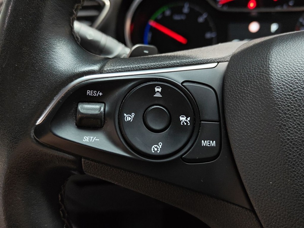 Opel Grandland X 1,6 PHEV Plugin-hybrid Ultimate 225HK 5d 8g Aut. - Image 16