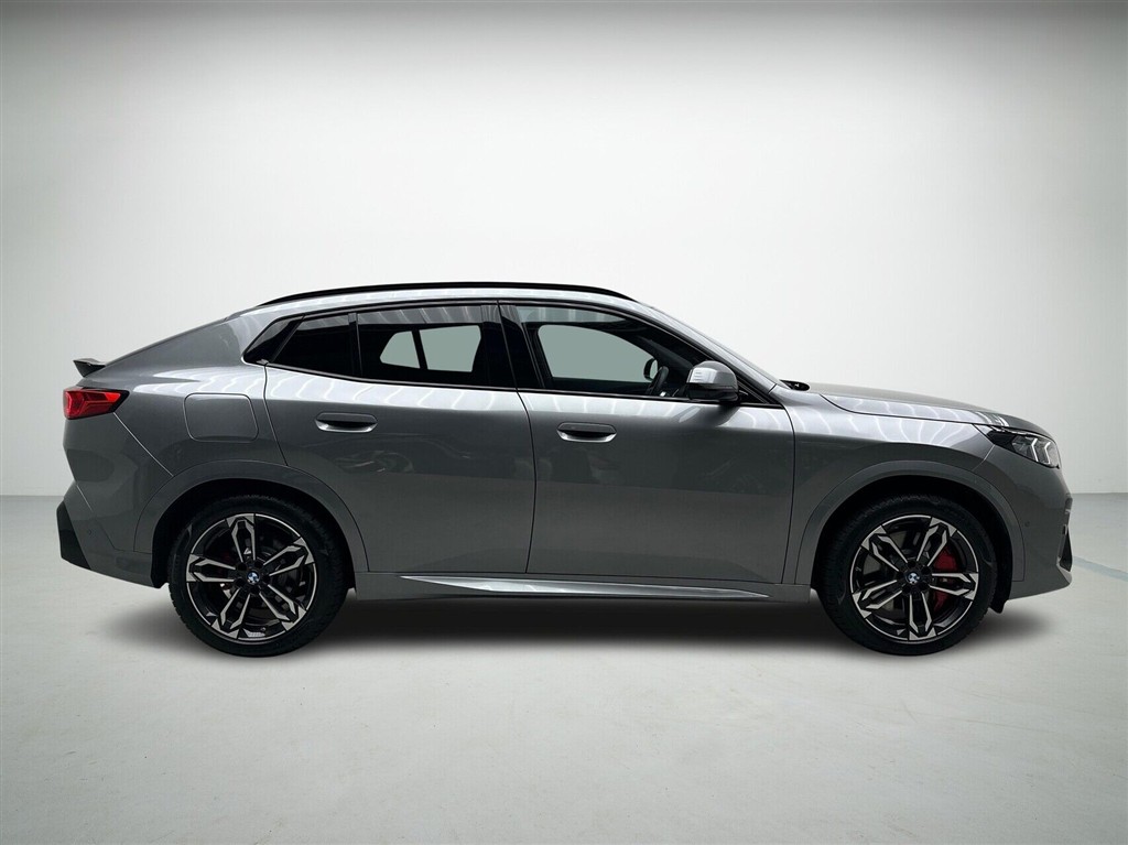BMW iX2 xDrive30 EL M-Sport 313HK 5d Aut. - Image 6