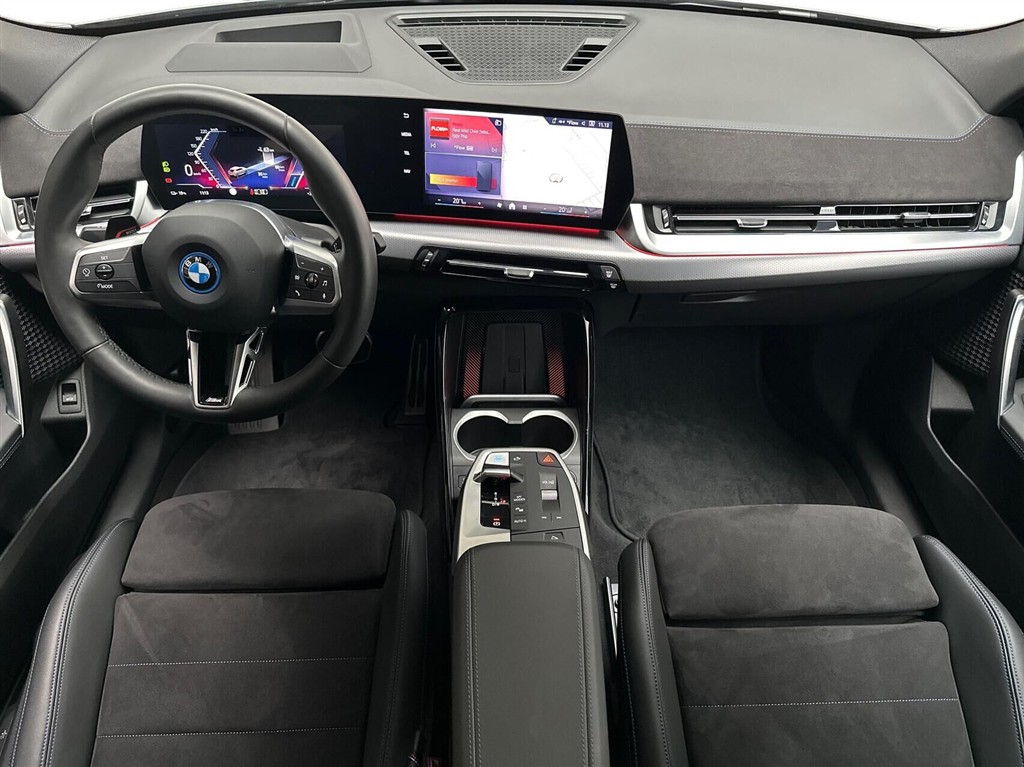 BMW iX2 xDrive30 EL M-Sport 313HK 5d Aut. - Image 5
