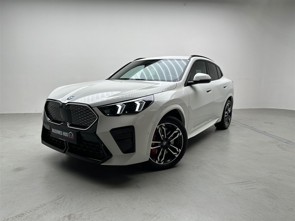 BMW iX2 xDrive30 EL M-Sport 313HK 5d Aut. - Image 18