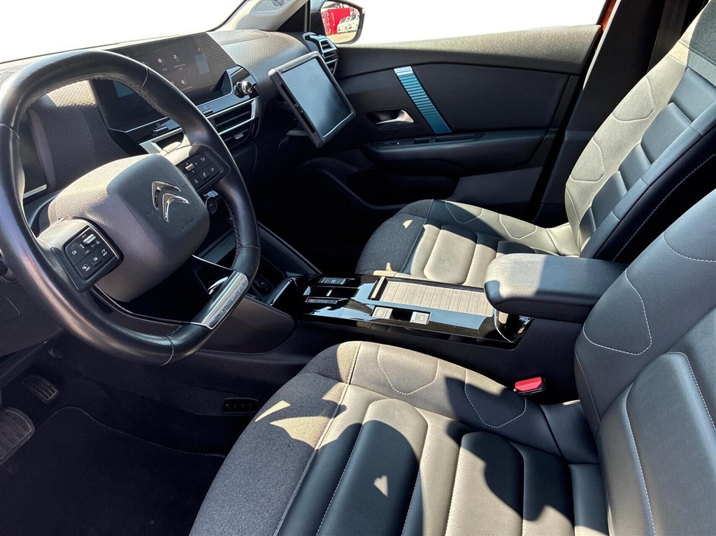 Citroën e-C4 EL Shine 136HK 5d Aut. - Image 3