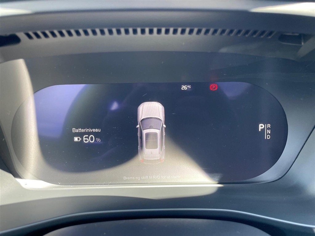 Volvo XC40 Recharge Extended Range Ultimate 252HK 5d Aut. - Image 14