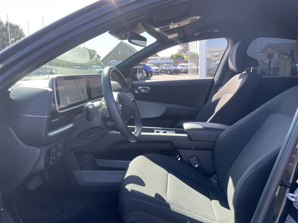 Hyundai Ioniq 6 Electric 77,4 kWh Advanced 229HK Aut. - Image 8