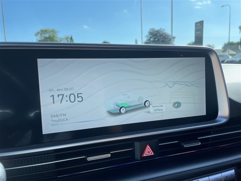 Hyundai Ioniq 6 Electric 77,4 kWh Advanced 229HK Aut. - Image 14