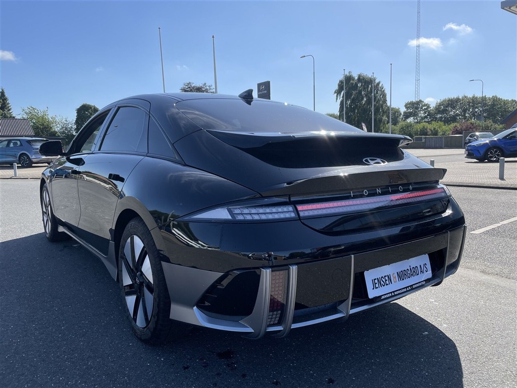 Hyundai Ioniq 6 Electric 77,4 kWh Advanced 229HK Aut. - Image 3
