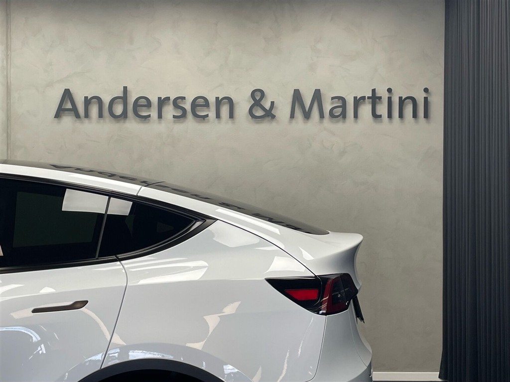Tesla Model Y EL Long Range AWD 514HK 5d Aut. - Image 6
