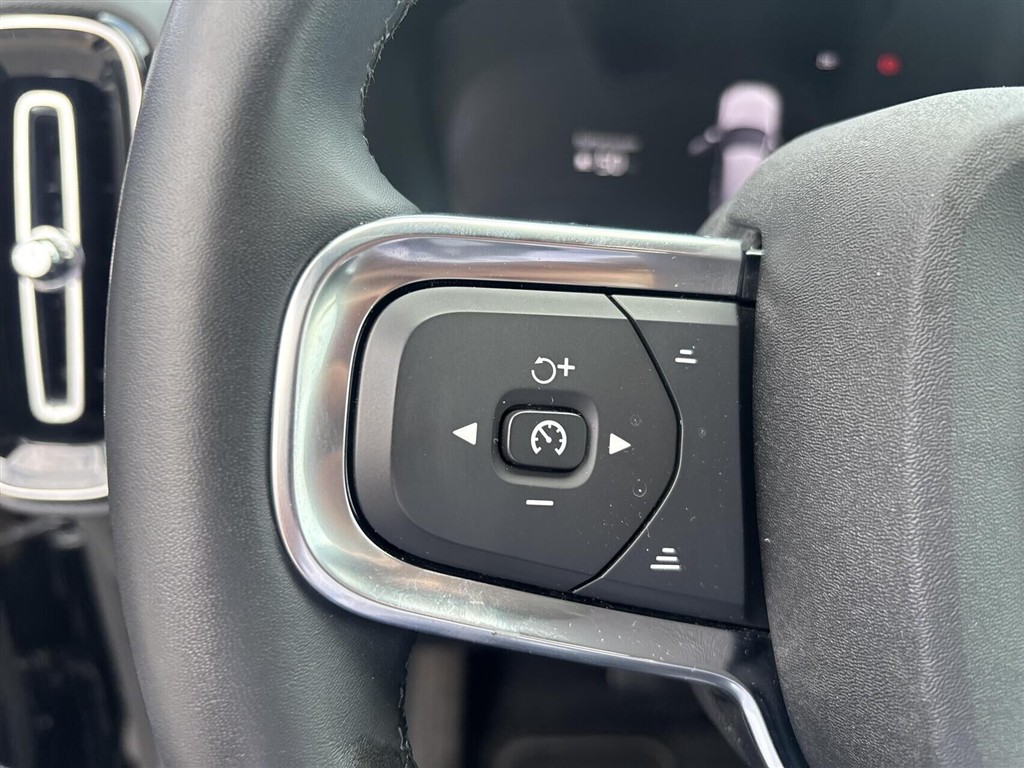 Volvo XC40 P6 Recharge Plus 231HK 5d Aut. - Image 14