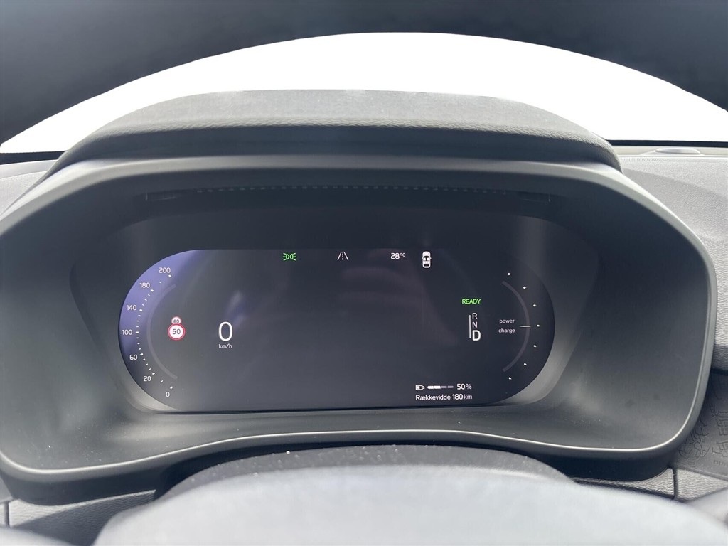 Volvo XC40 P6 Recharge Plus 231HK 5d Aut. - Image 17