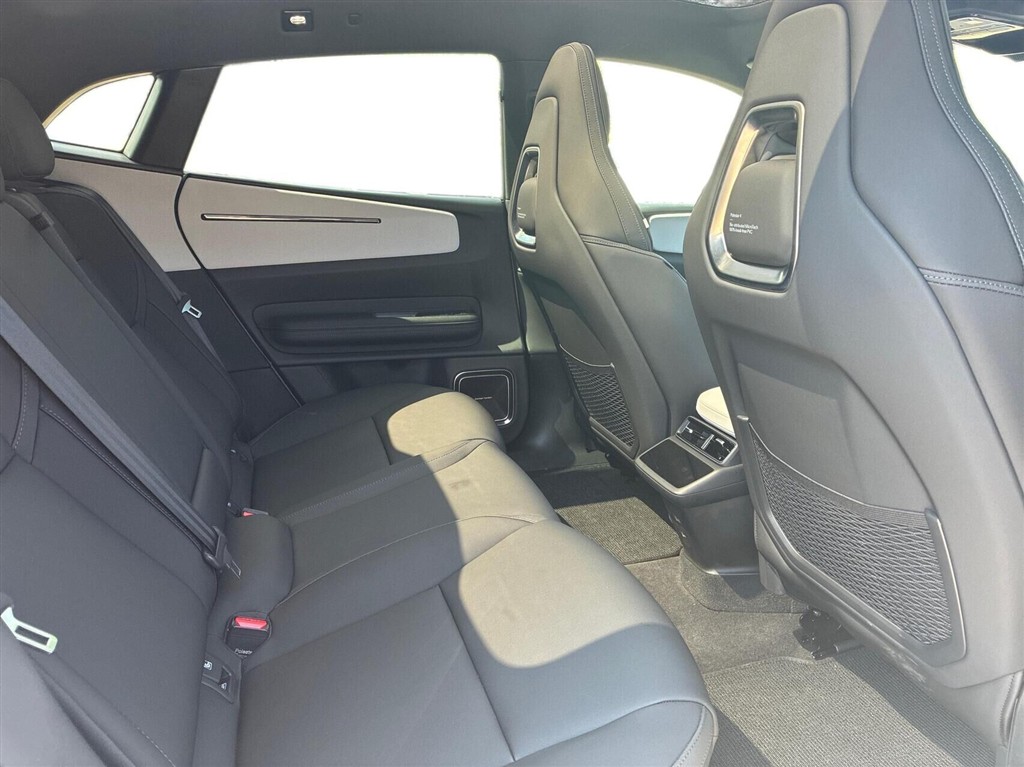 Polestar 4 EL LRSM Prime 272HK 5d Aut. - Image 13
