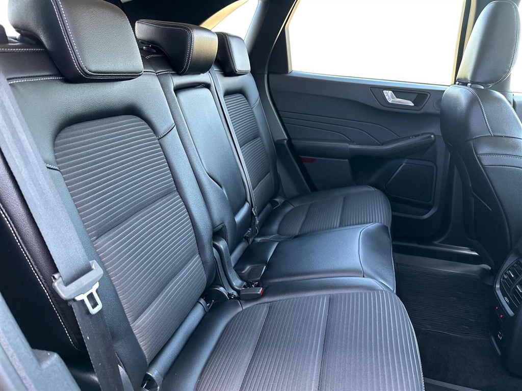 Ford Kuga 2,5 Plugin-hybrid Titanium X CVT 225HK 5d Trinl. Gear - Image 12