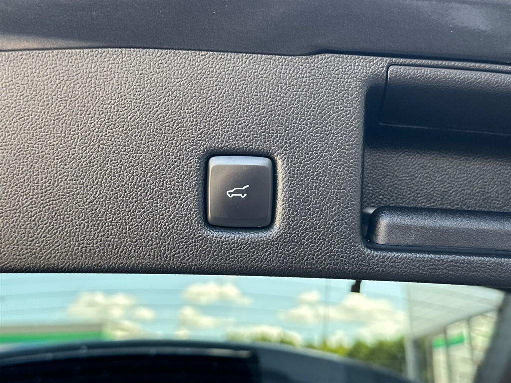 Ford Kuga 2,5 Plugin-hybrid Titanium X CVT 225HK 5d Trinl. Gear - Image 20