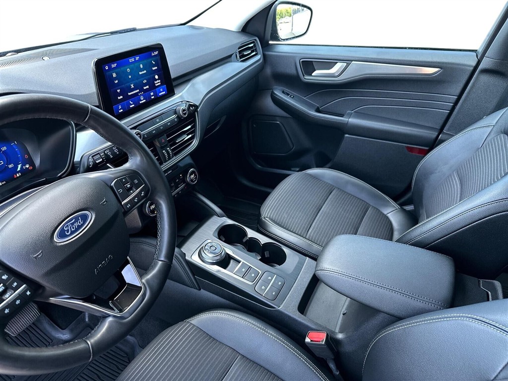 Ford Kuga 2,5 Plugin-hybrid Titanium X CVT 225HK 5d Trinl. Gear - Image 3