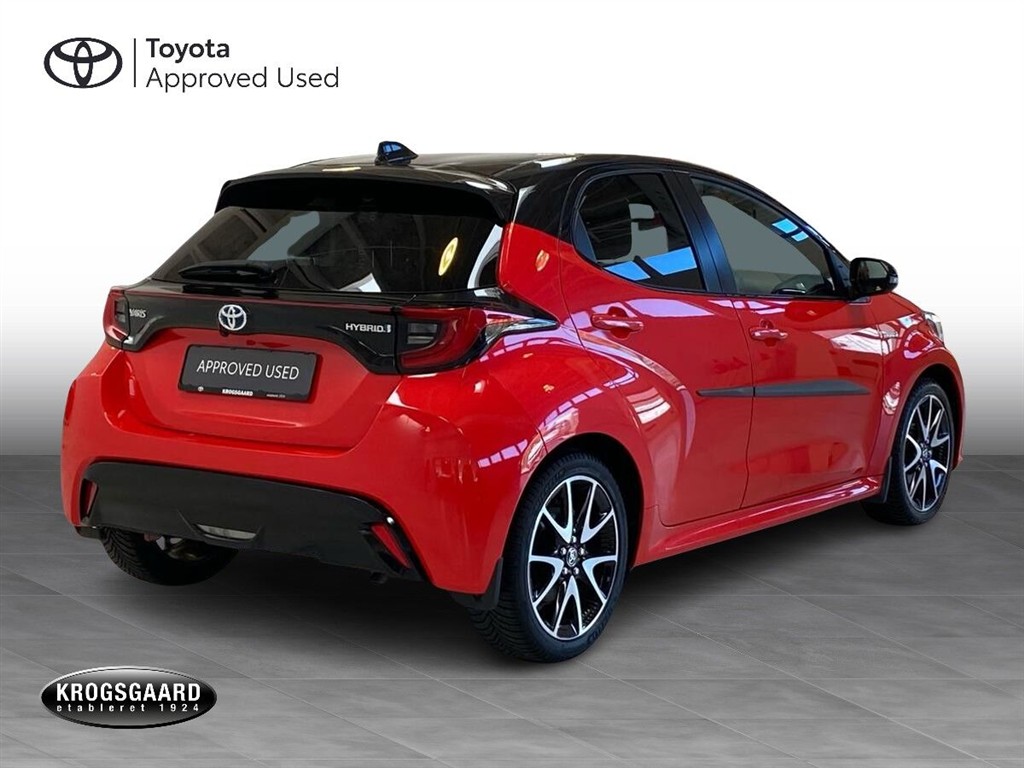 Toyota Yaris 1,5 Hybrid H3 Premier Edition 116HK 5d Trinl. Gear - Image 6