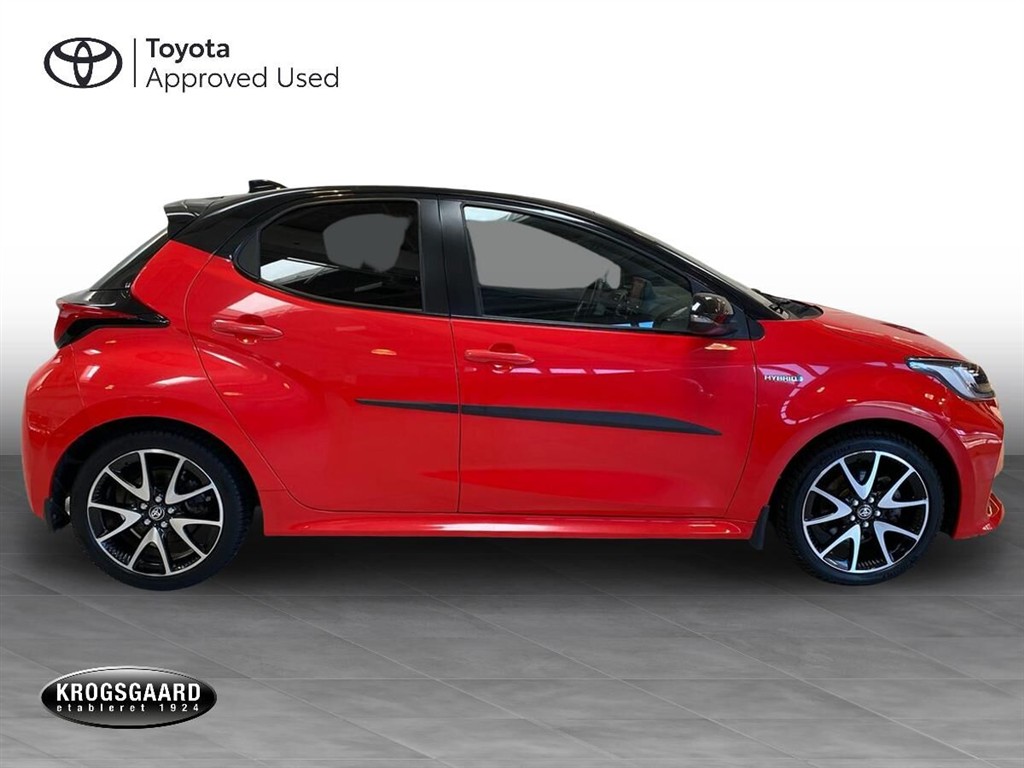 Toyota Yaris 1,5 Hybrid H3 Premier Edition 116HK 5d Trinl. Gear - Image 8