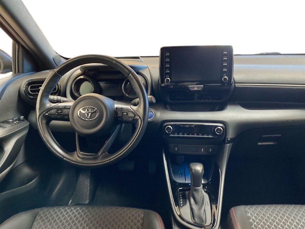 Toyota Yaris 1,5 Hybrid H3 Premier Edition 116HK 5d Trinl. Gear - Image 14