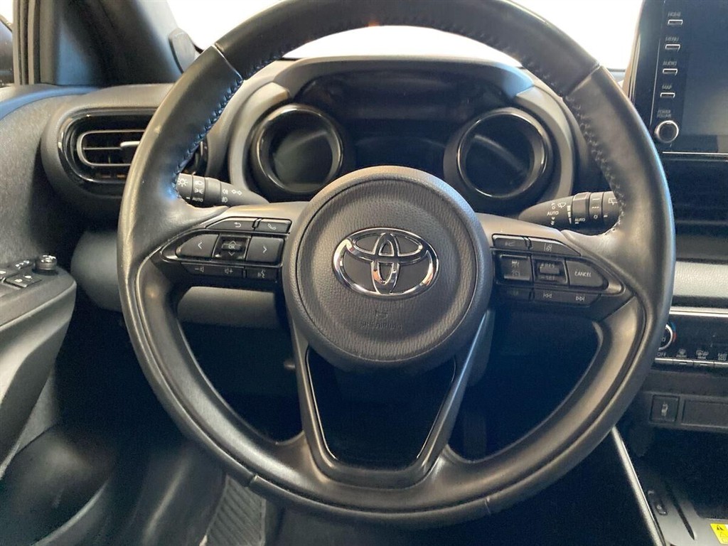 Toyota Yaris 1,5 Hybrid H3 Premier Edition 116HK 5d Trinl. Gear - Image 19