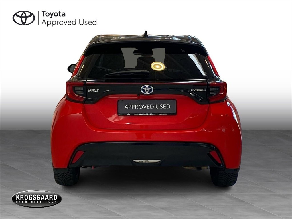 Toyota Yaris 1,5 Hybrid H3 Premier Edition 116HK 5d Trinl. Gear - Image 5