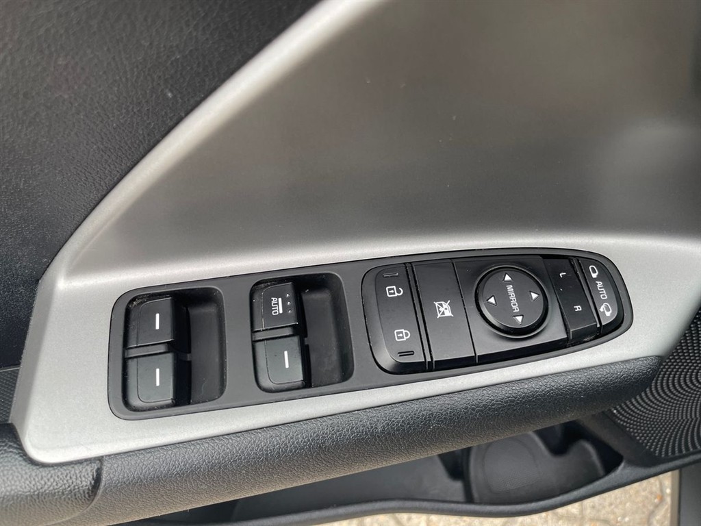 Kia Niro 1,6 GDI PHEV Plugin-hybrid Comfort DCT 141HK 5d 6g Aut. - Image 17