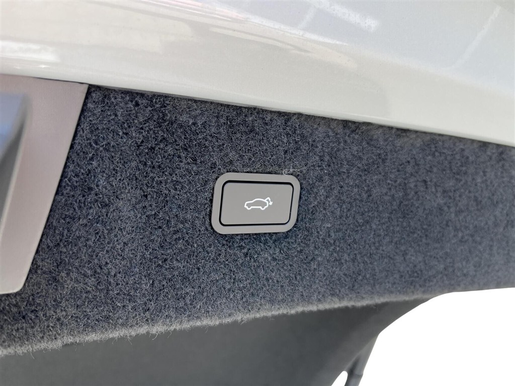 Polestar 4 EL LRSM Prime 272HK 5d Aut. - Image 11