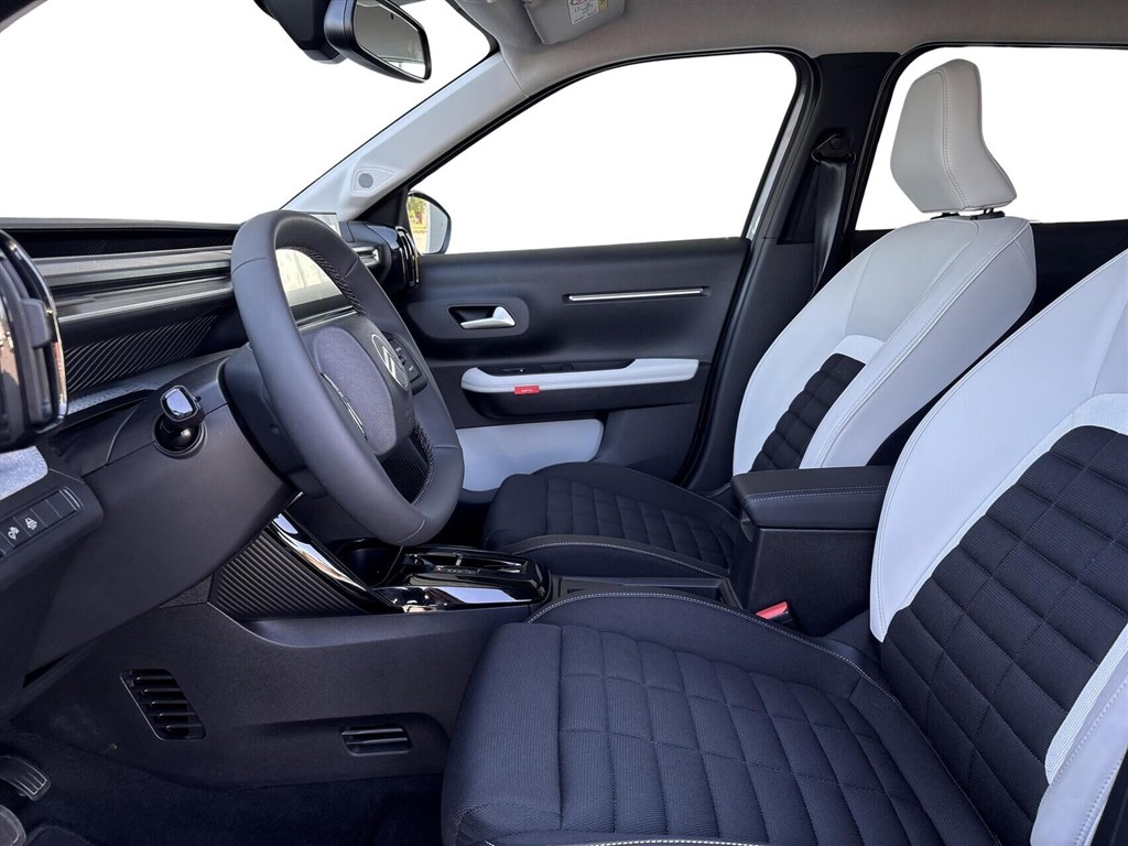 Citroën e-C3 Aircross Extended Range Max 113HK 5d Aut. - Image 4