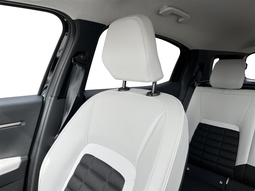 Citroën e-C3 Aircross Extended Range Max 113HK 5d Aut. - Image 18