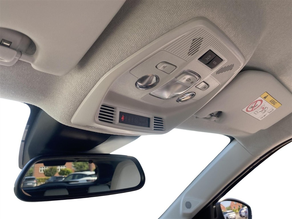 Citroën e-C3 Aircross EL Plus 113HK 5d Aut. - Image 20