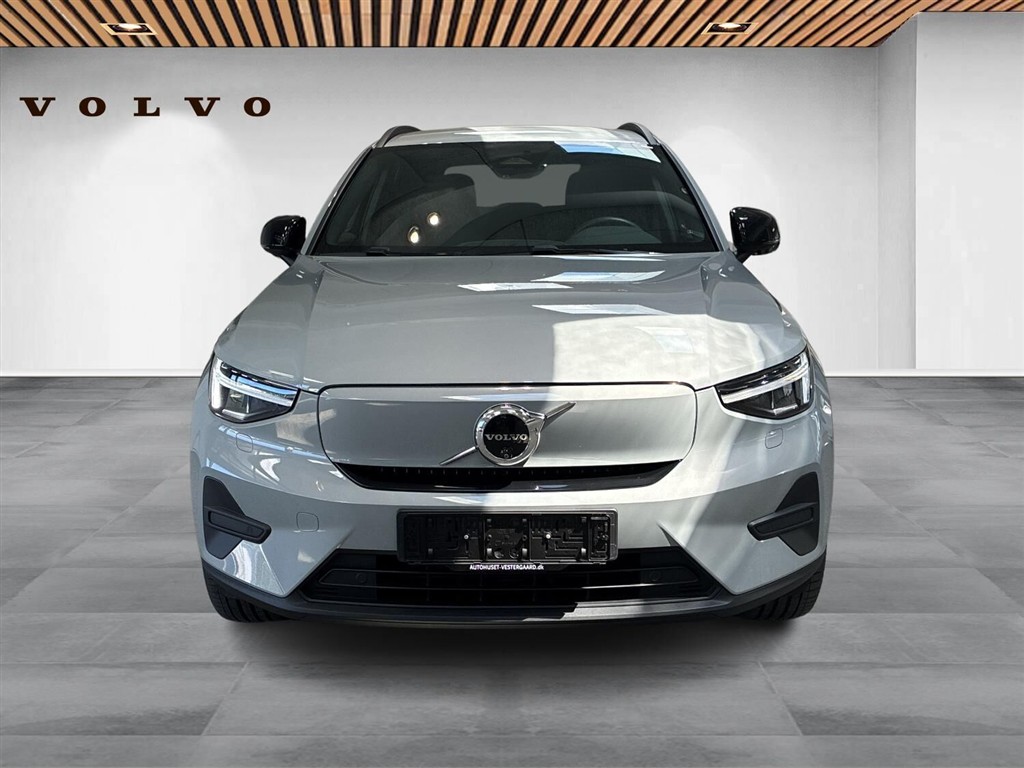 Volvo EX40 Single Motor Extended Range Core 252HK 5d Aut. - Image 9