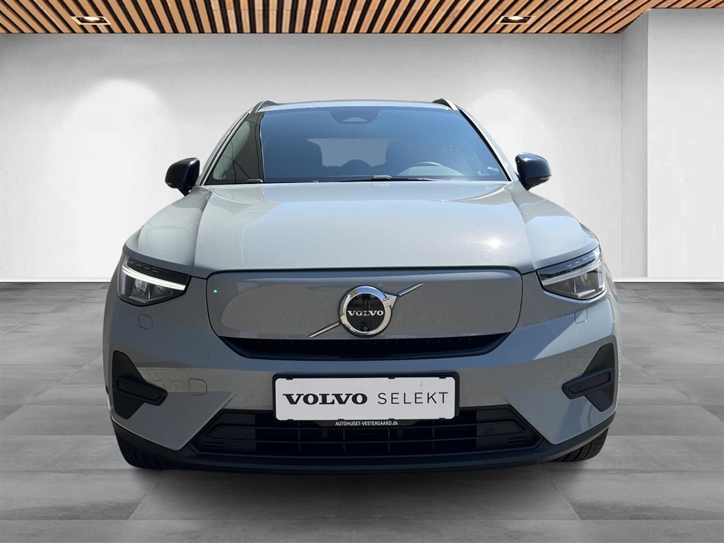 Volvo EX40 Single Motor Extended Range Core 252HK 5d Aut. - Image 21