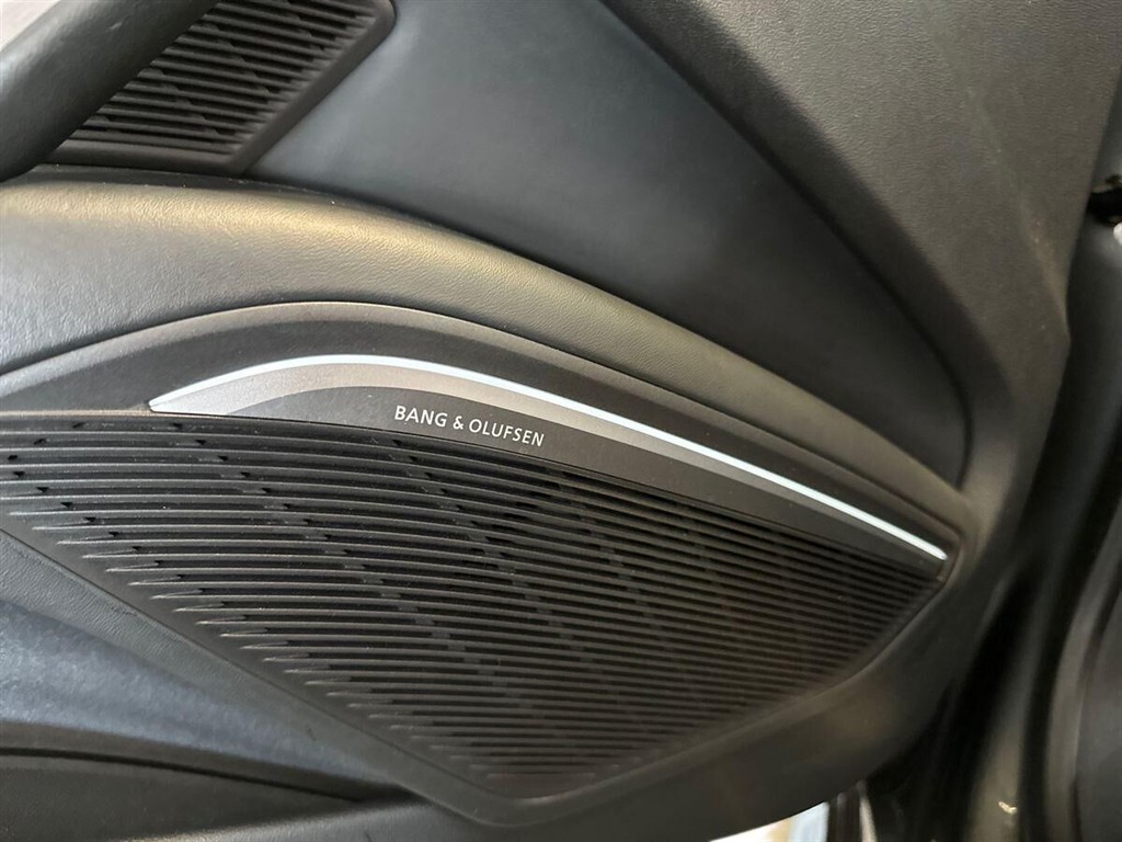Audi TTS Roadster 2,0 TFSI Quattro 310HK Cabr. 6g - Image 12