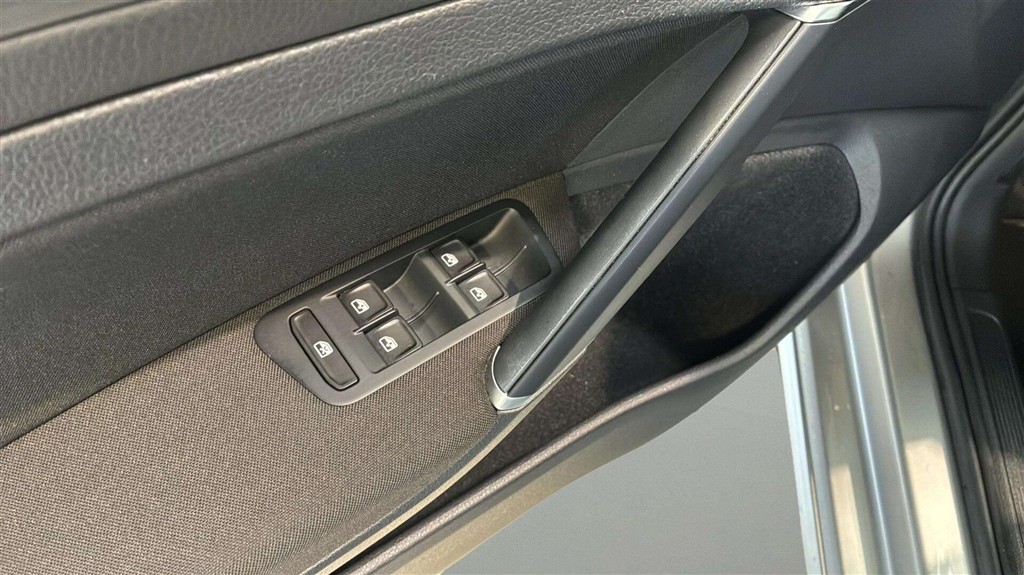 VW Golf 1,4 TSI BMT Comfortline DSG 125HK 5d 7g Aut. - Image 6