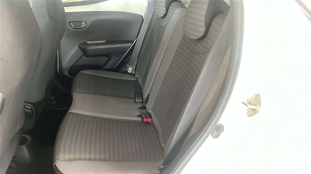 Toyota Aygo 1,0 VVT-I X-pression X-Shift 72HK 5d Aut. - Image 8