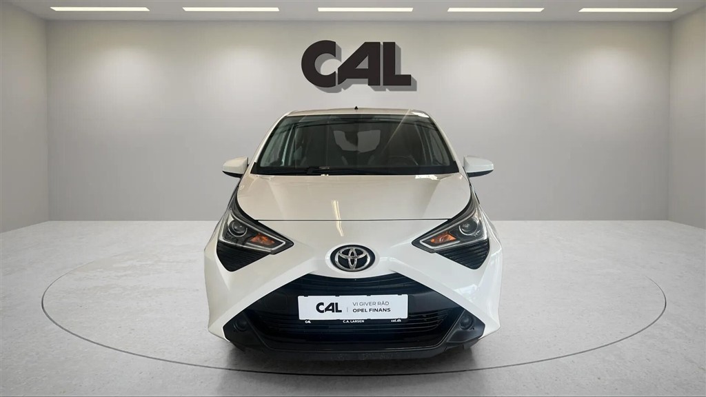 Toyota Aygo 1,0 VVT-I X-pression X-Shift 72HK 5d Aut. - Image 4