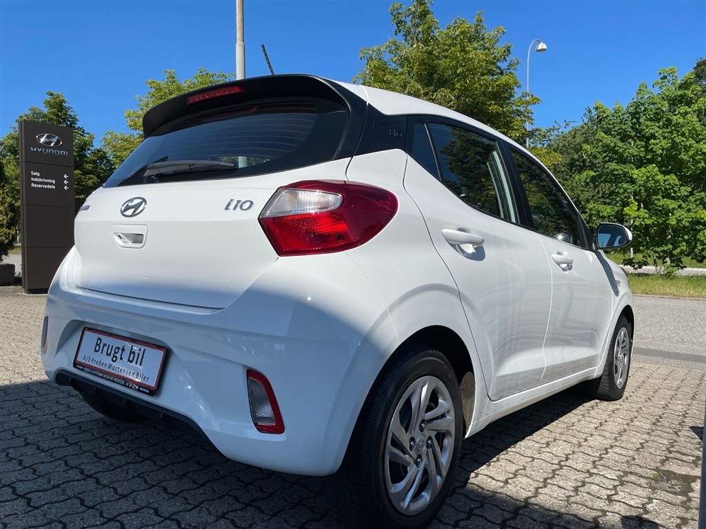 Hyundai i10 1,0 Advanced 67HK 5d - Image 3