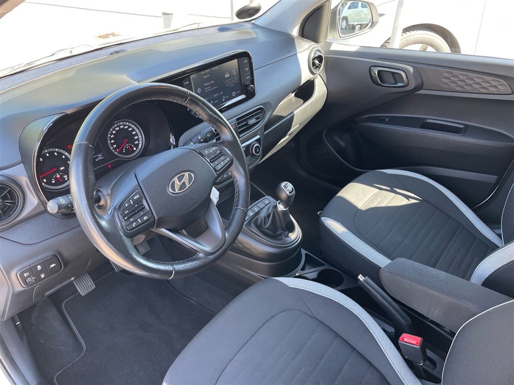 Hyundai i10 1,0 Advanced 67HK 5d - Image 5