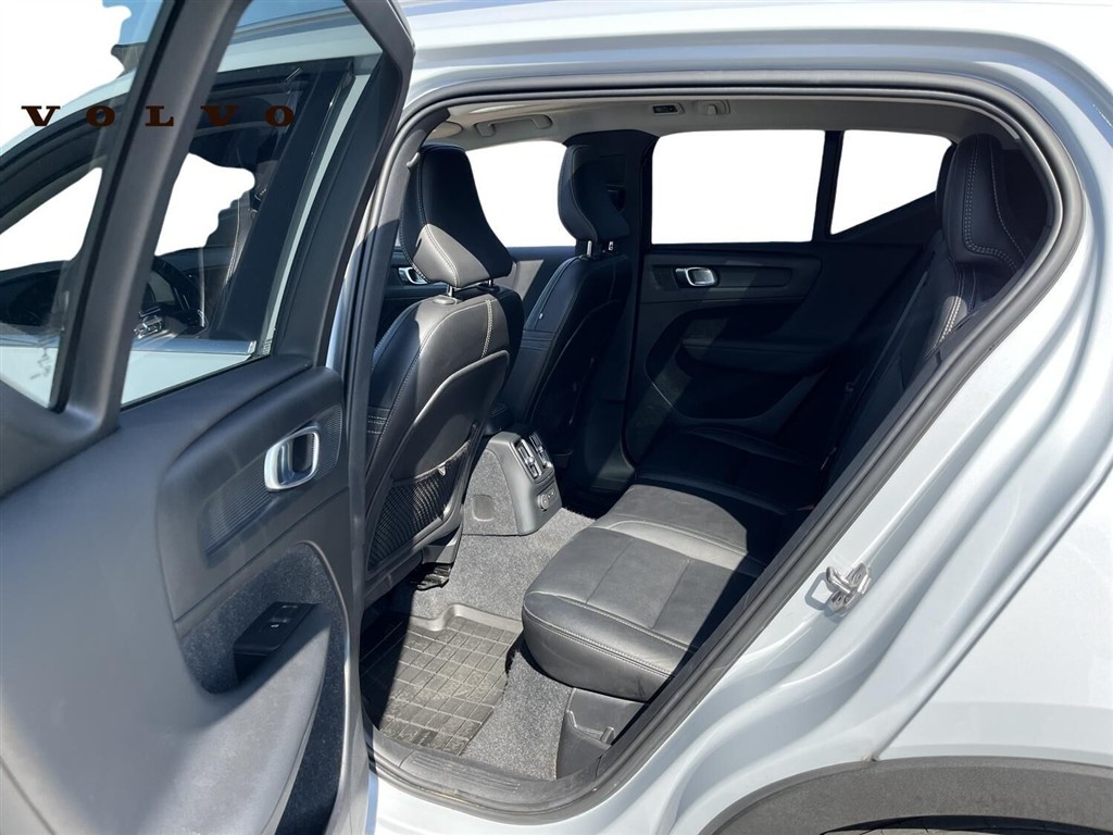 Volvo XC40 1,5 T5 Recharge Plugin-hybrid Inscription 262HK 5d 7g Aut. - Image 7