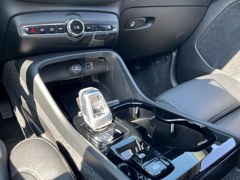 Volvo XC40 1,5 T5 Recharge Plugin-hybrid Inscription 262HK 5d 7g Aut. - Image 14