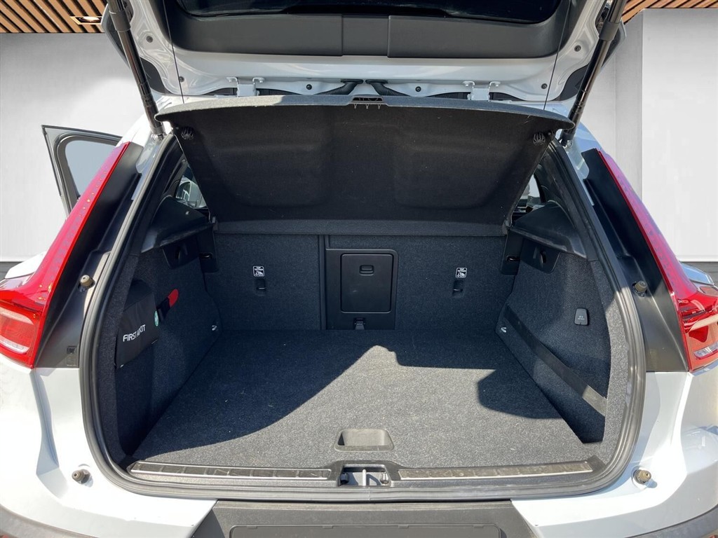 Volvo XC40 1,5 T5 Recharge Plugin-hybrid Inscription 262HK 5d 7g Aut. - Image 15