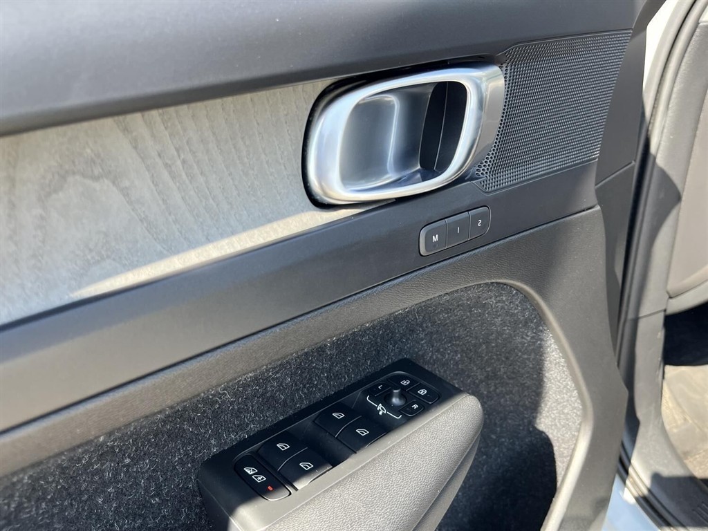 Volvo XC40 1,5 T5 Recharge Plugin-hybrid Inscription 262HK 5d 7g Aut. - Image 18