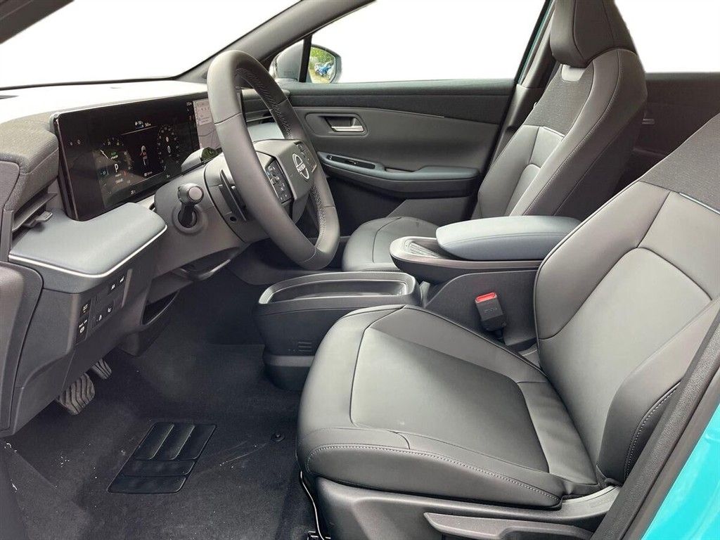 Nissan Leaf 75 kWh Advance 217HK 5d Aut. - Image 10