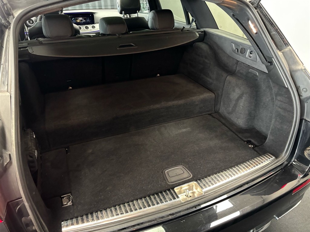 Mercedes-Benz E300 de T 2,0 Plugin-hybrid Avantgarde 9G-Tronic 306HK Stc Aut. - Image 8