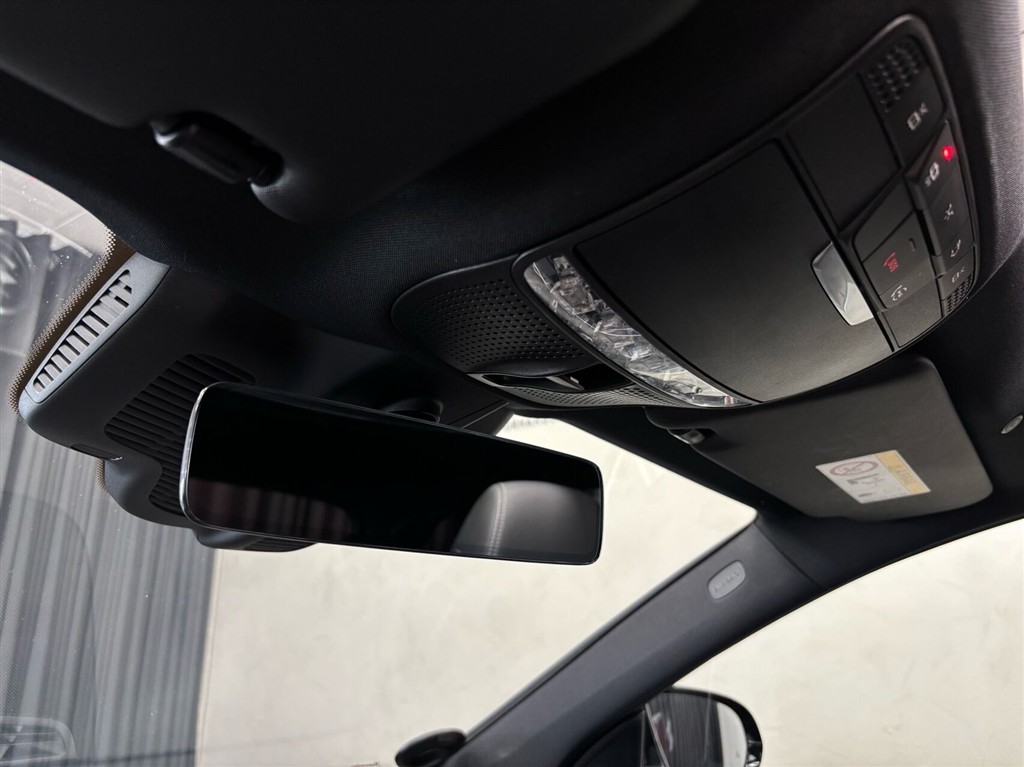 Mercedes-Benz E300 de T 2,0 Plugin-hybrid Avantgarde 9G-Tronic 306HK Stc Aut. - Image 33
