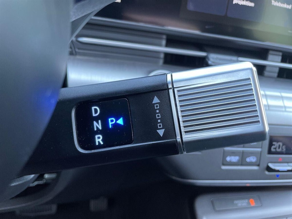 Hyundai Kona Electric 65,4 kWh Ultimate Long Range 217HK 5d Aut. - Image 22
