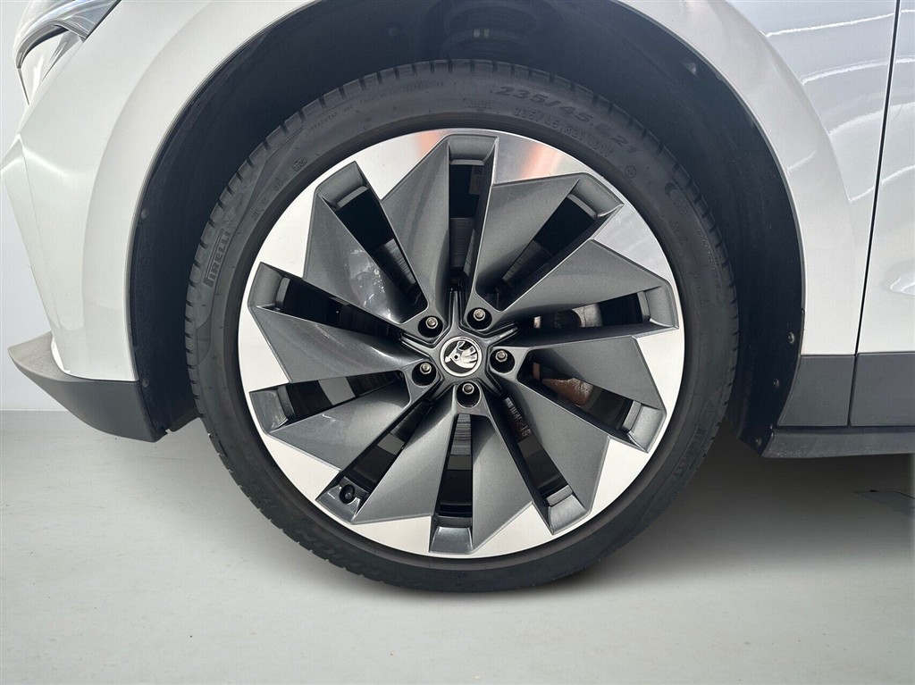 Skoda Enyaq 80 iV 204HK 5d Aut. - Image 9