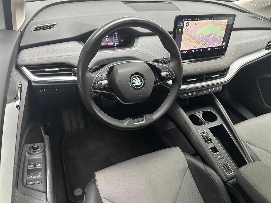 Skoda Enyaq 80 iV 204HK 5d Aut. - Image 4