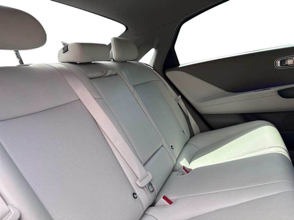 Hyundai Ioniq 6 Electric 77,4 kWh Ultimate 229HK Aut. - Image 15