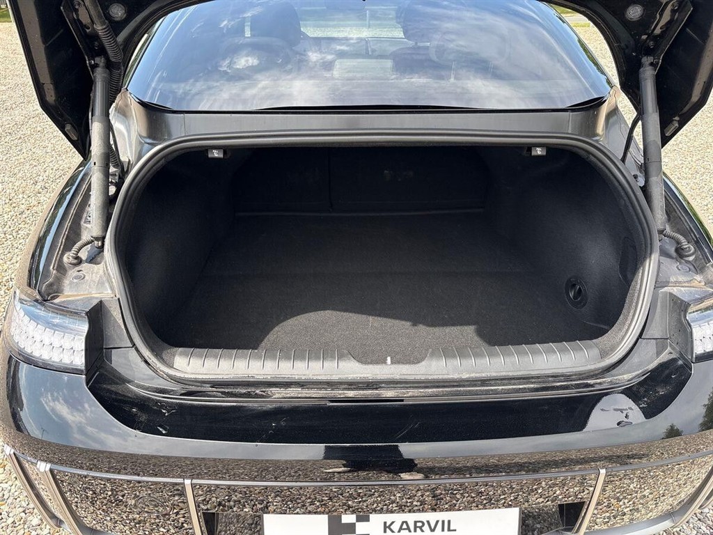 Hyundai Ioniq 6 Electric 77,4 kWh Ultimate 229HK Aut. - Image 16